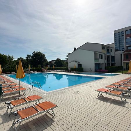Villaggio Luna Swimmingpool- Agenzia Cocal كاوْرلي المظهر الخارجي الصورة
